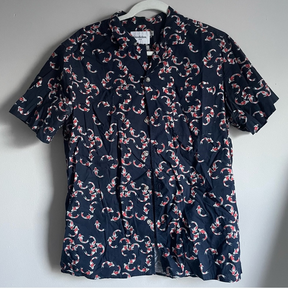 Men’s Koi Fish Print Short Sleeve Button Up